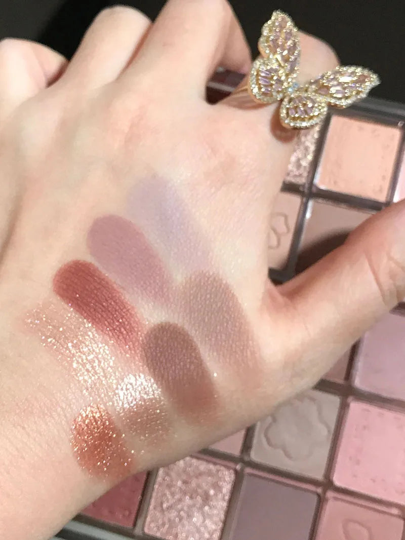DIKALU Evening Cherry Dance 20 Color Eyeshadow Palette