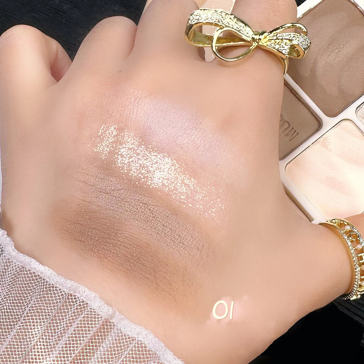 MUGELEEN 4 Color Contour Highlighter Makeup Palette