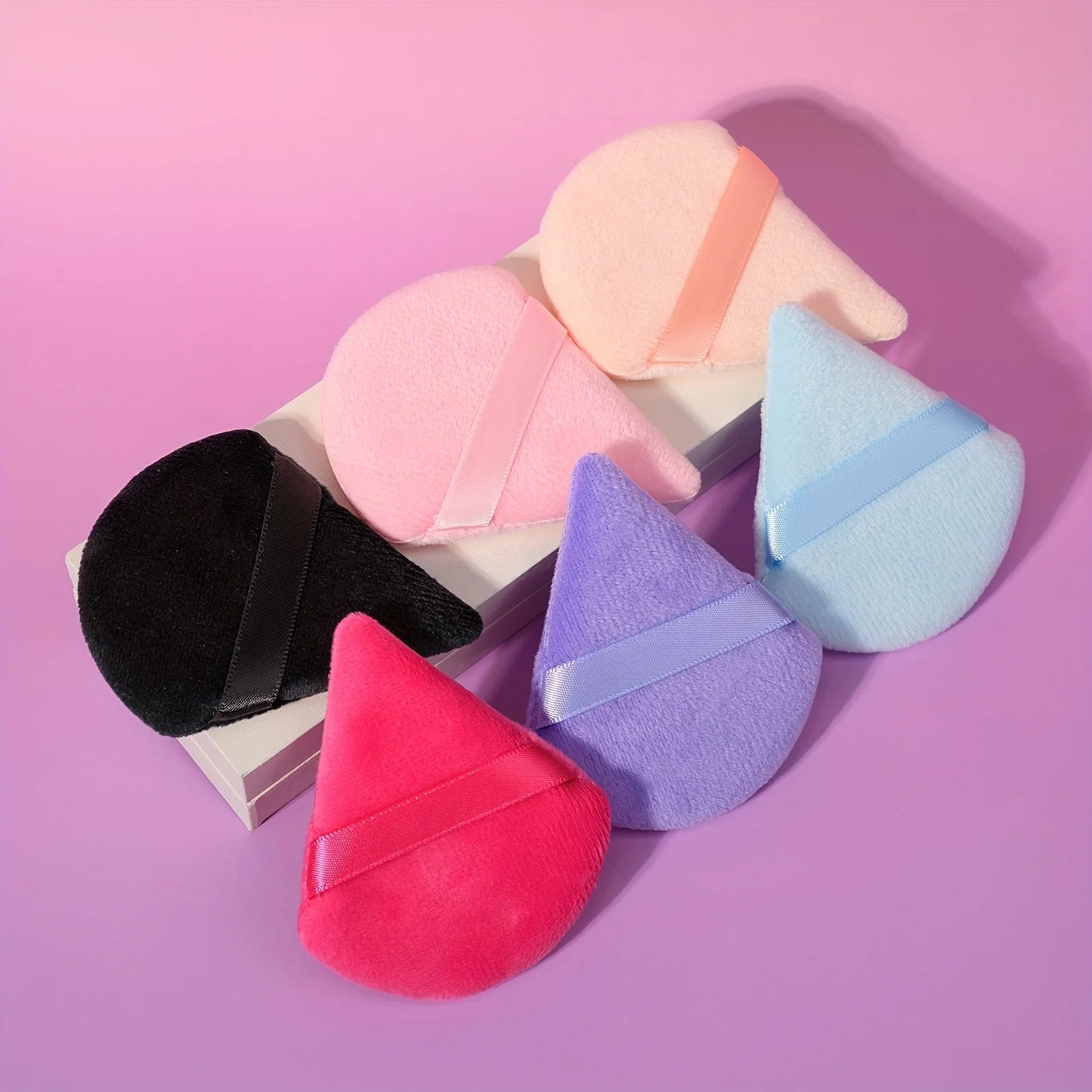 Triangle Powder Puffs Bulk Pack for Loose & Setting Powder